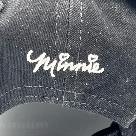 NWT Disney Minnie Mouse Black Hat and PVC Key Chain - Picture 4 of 6